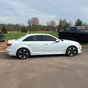 AUDI A4 2.0T PREMIUM - 10