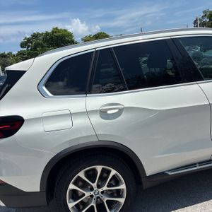 صورة 9 لـ 2026 BMW X5 SDRIVE40I