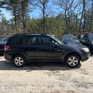 SUBARU FORESTER X - 10