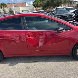 صورة 11 لـ 2015 KIA FORTE EX