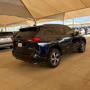TOYOTA RAV4 - 8