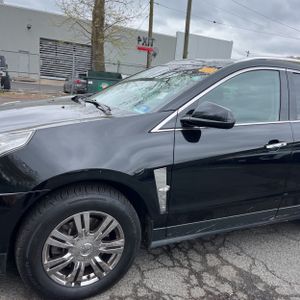 CADILLAC SRX LUXURY COLLECTION - 2