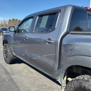 NISSAN FRONTIER SV - 6