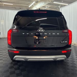 KIA TELLURIDE LX - 7