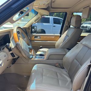 صورة مصغرة 31 لـ 2007 Lincoln NAVIGATOR ULTIMATE