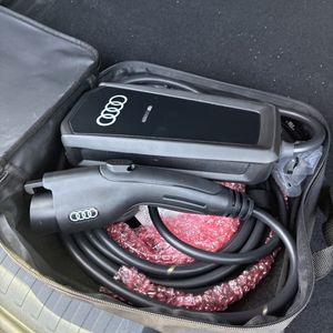 2025 AUDI SQ6 E-TRON PRESTIGE 缩略图 44