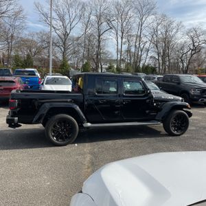 JEEP GLADIATOR HIGH ALTITUDE - 10