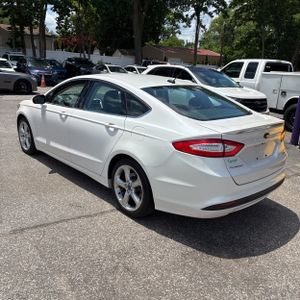 FORD FUSION SE - 5
