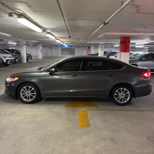 FORD FUSION SE - 3