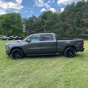 2022 RAM 1500 BIG HORN photo 3