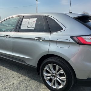 FORD EDGE TITANIUM - 6