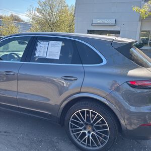 PORSCHE CAYENNE - 6