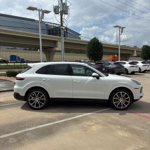 PORSCHE CAYENNE - 10