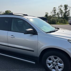 2017 Chevrolet TRAVERSE LS — миниатюра 13