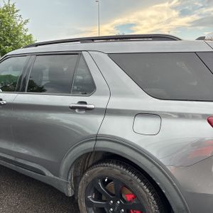 FORD EXPLORER ST - 6