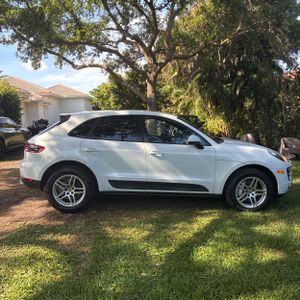 PORSCHE MACAN BASE - 10