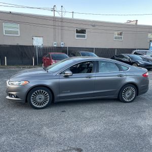 FORD FUSION HYBRID TITANIUM - 3