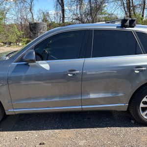 AUDI Q5 2.0T PREMIUM - 4