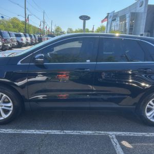 FORD EDGE SEL - 4