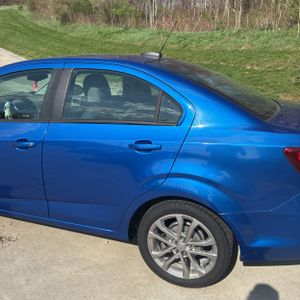 CHEVROLET SONIC LS - 6