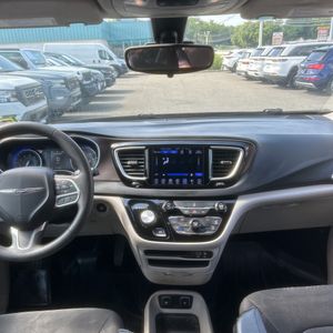 2017 Chrysler PACIFICA TOURING — миниатюра 37