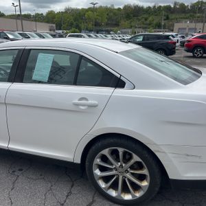 FORD TAURUS LIMITED - 6
