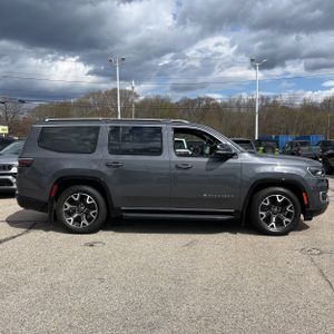 JEEP WAGONEER SERIES III - 10