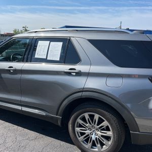 صورة 6 لـ 2025 FORD EXPLORER PLATINUM