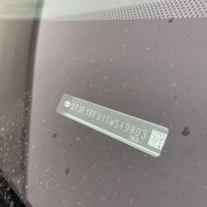 2025 Toyota RAV4 LE — миниатюра 52