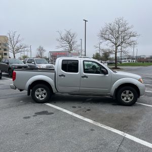 NISSAN FRONTIER SV - 10