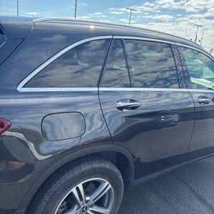 MERCEDES-BENZ GLC - 9