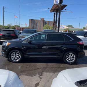 FORD EDGE SEL - 3