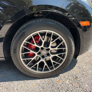 2017 Porsche MACAN TURBO 照片 20