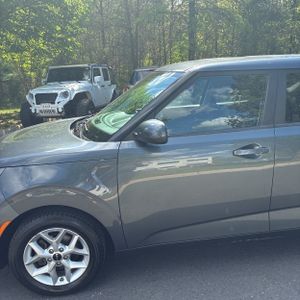 KIA SOUL LX - 2