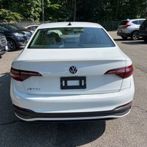 صورة 7 لـ 2022 Volkswagen JETTA S