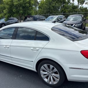 2010 Volkswagen CC SPORT photo 6