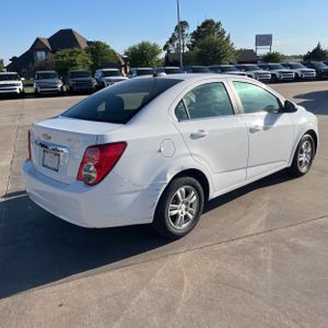 CHEVROLET SONIC LT MANUAL - 8