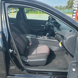 صورة مصغرة 33 لـ 2026 Nissan SENTRA SR
