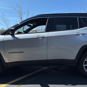 JEEP COMPASS LIMITED 4X4 - 4