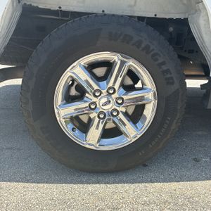 صورة مصغرة 19 لـ 2025 FORD F-150 XLT