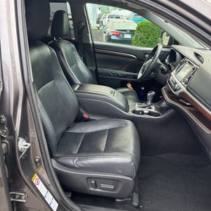 2014 Toyota HIGHLANDER LIMITED 缩略图 33