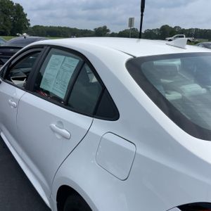 2023 Toyota COROLLA LE photo 6