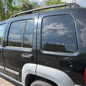 JEEP LIBERTY SPORT - 6