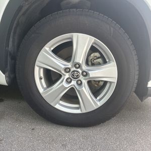 2023 Toyota HIGHLANDER LE — миниатюра 20