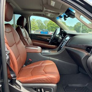 2015 Cadillac ESCALADE LUXURY — фото 32