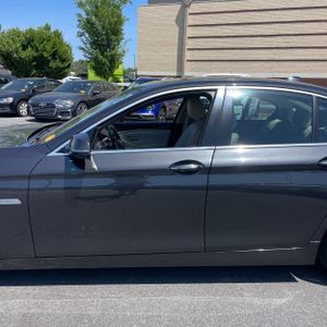 BMW 5 SERIES 528I - 4