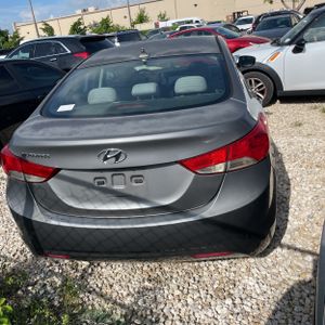 2012 Hyundai ELANTRA GLS 照片 7