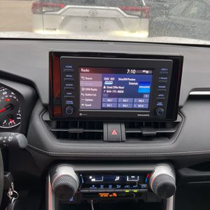 صورة مصغرة 37 لـ 2022 Toyota RAV4 LE