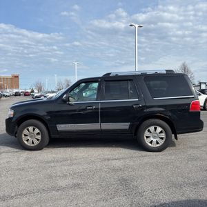 LINCOLN NAVIGATOR BASE - 3