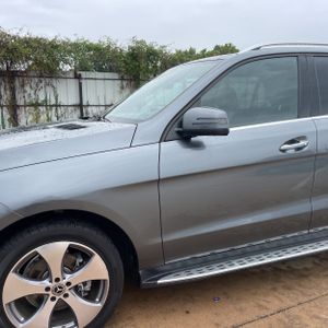 صورة 2 لـ 2018 Mercedes-BENZ GLE